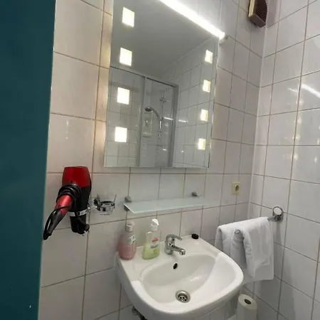 בית הארחה Am 3*